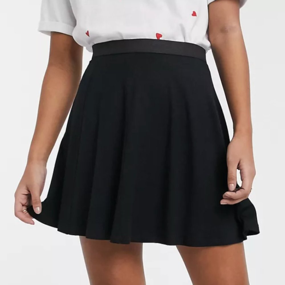 NWT ASOS Petite waist flippy mini skirt